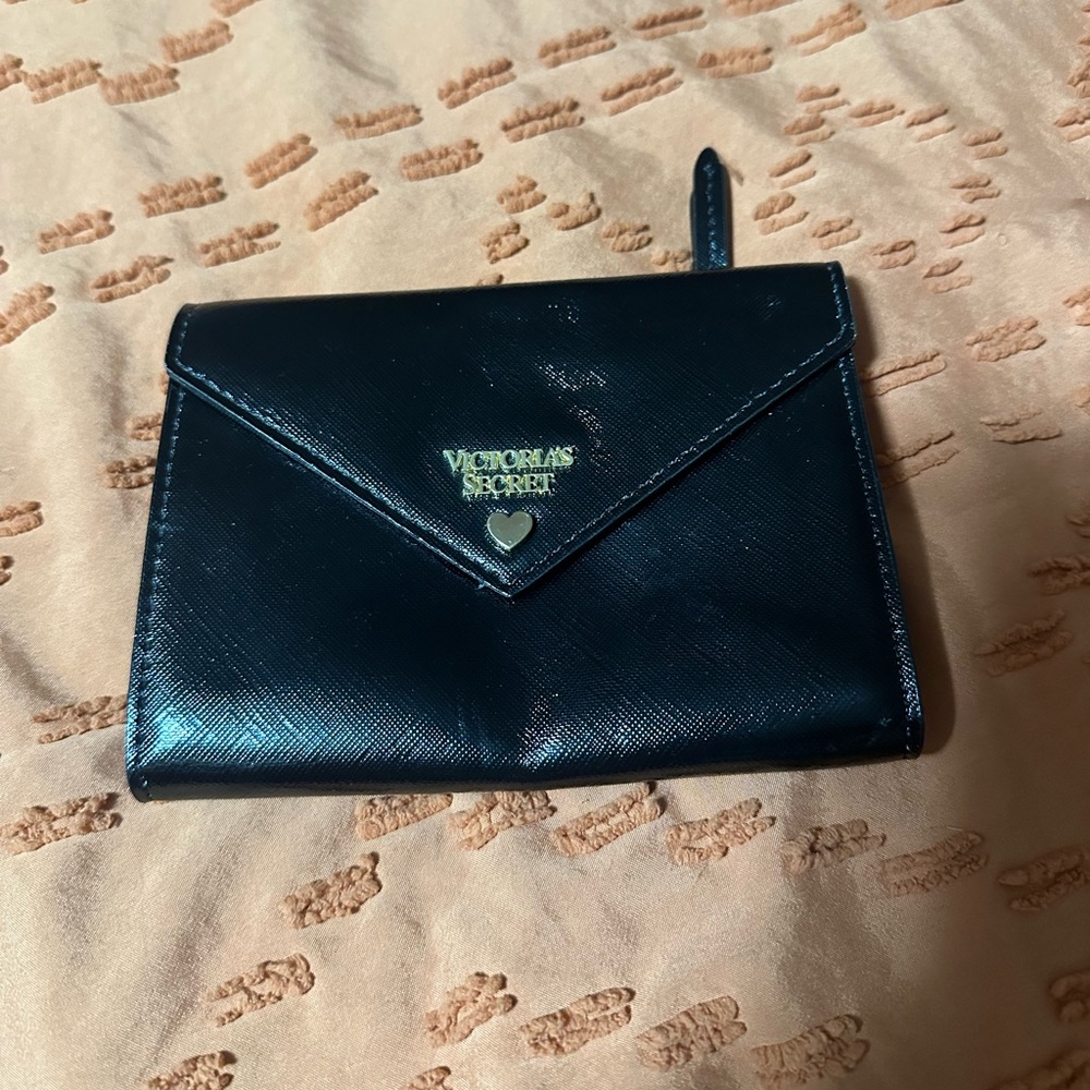 Victorias Secret Wallet